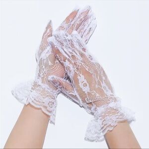 BRIDAL White Lace Gloves Elegant Wedding Bridesmaid Formal